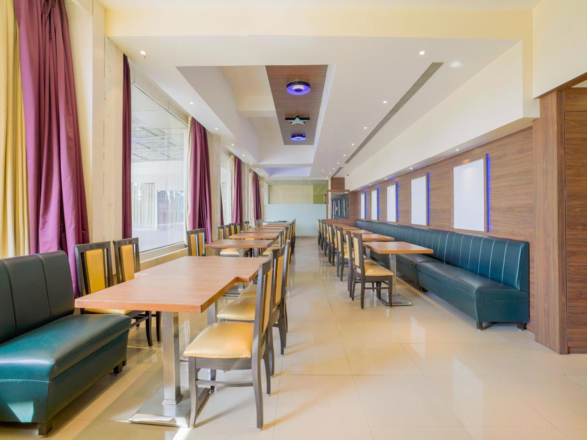 Krone Plaza Igi Airport Delhi นิวเดลี ภายนอก รูปภาพ